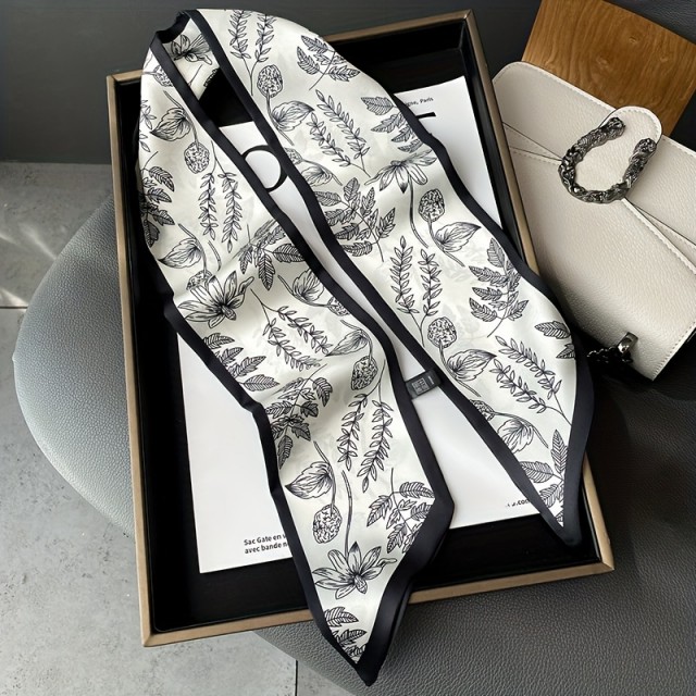 Elegantni šal s cvetličnim dizajnom
