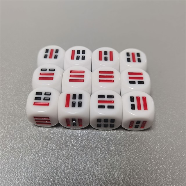 Kocke za I Ching za vedeževanje - komplet dveh I Ching kock