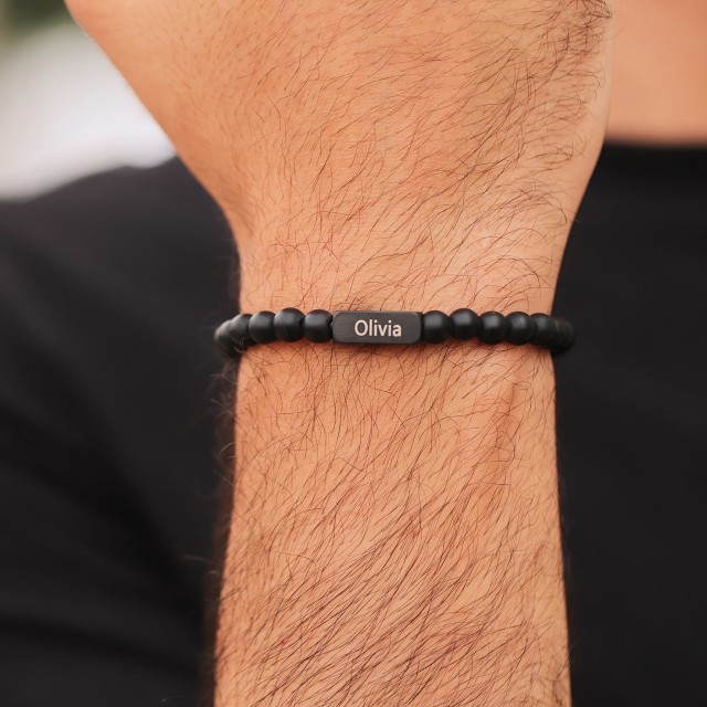 Personalizirana moška črna zapestnica z gravuro po vaši želji