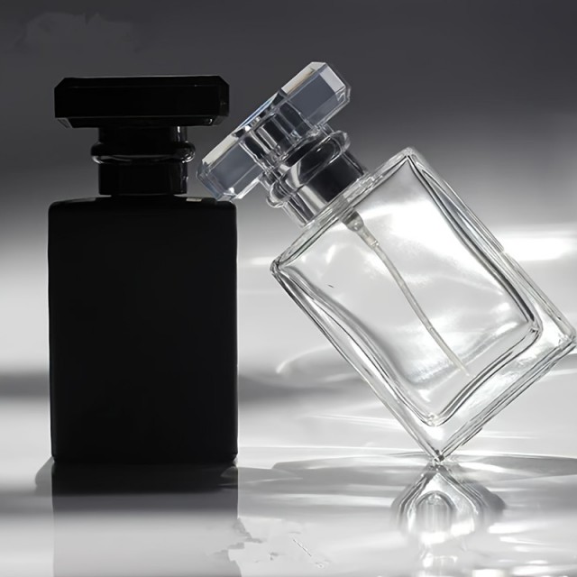 Razpršilna steklenička za parfum 30 ml 