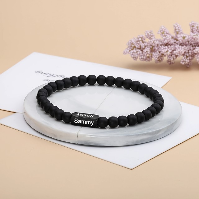 Personalizirana moška črna zapestnica z gravuro po vaši želji