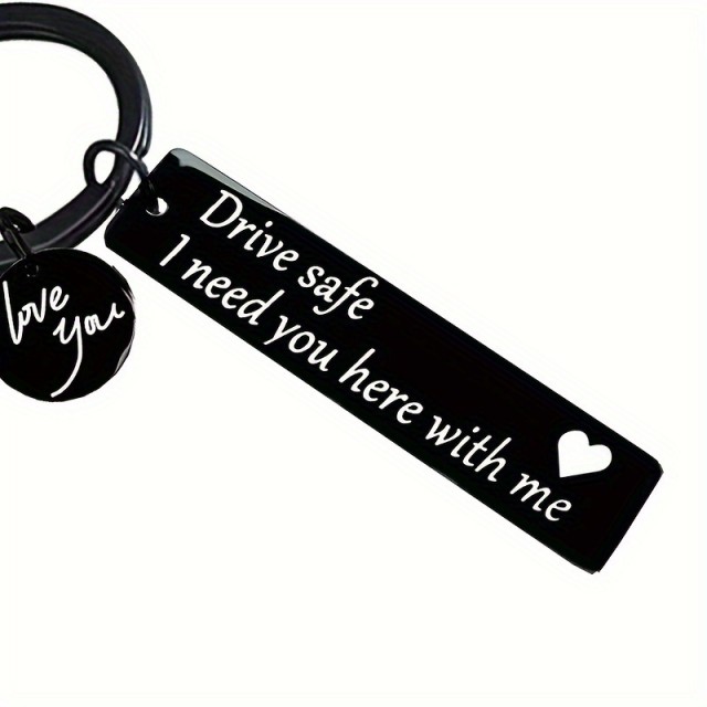 Obesek za ključe DRIVE SAFE, I LOVE YOU 2 barvi 