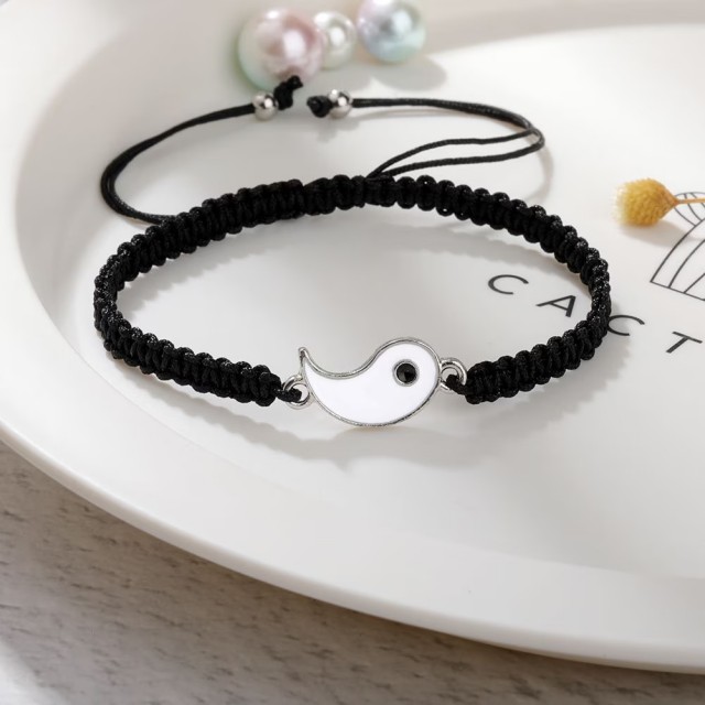 Komplet dveh YIN YANG zapestnic v črni barvi 